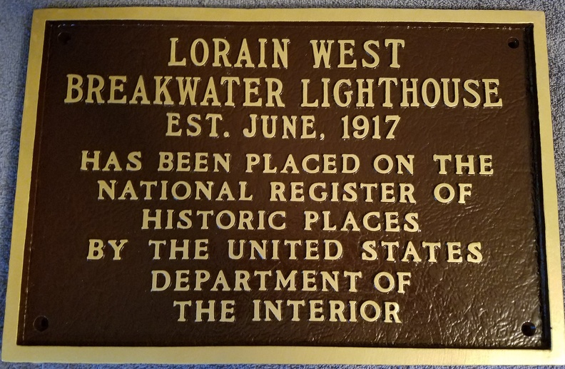 1978 - National Register plaque.jpg
