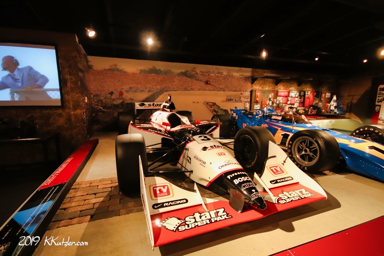 Unser Racing Museum
Al Unser Jr's 2001 Starz Superpak G-Force
December 17 2019 20191217_9132_11.JPG