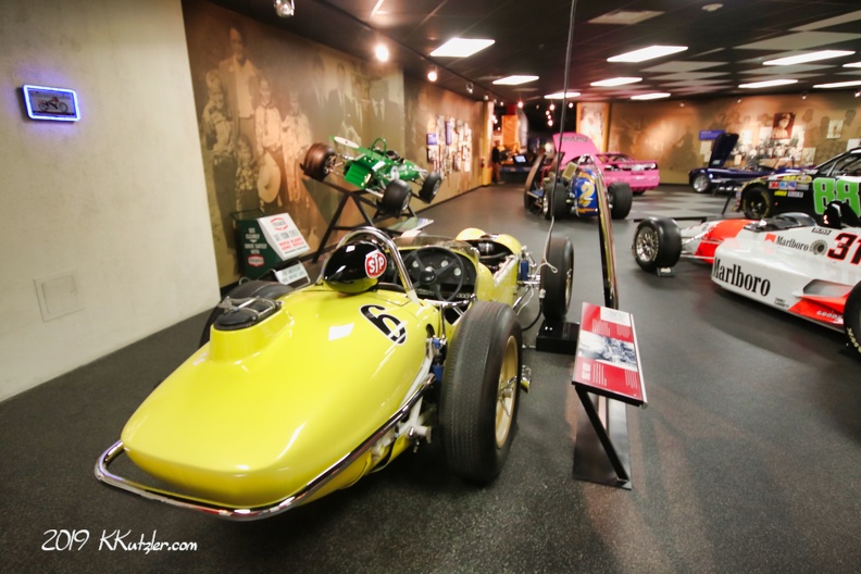 Unser Racing Museum
1962 Novi
December 17 2019 20191217_9151_18.JPG